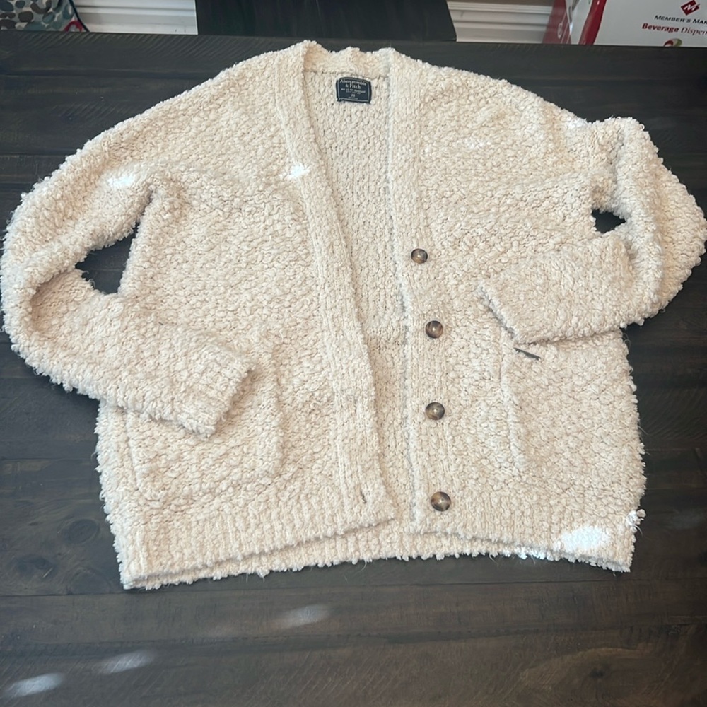 Abercrombie & Fitch Cream Cardigan Sweater